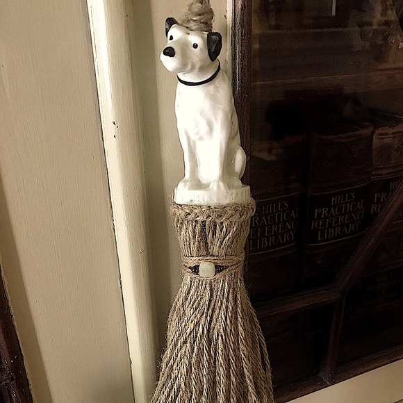 SOLD Handmade Tassel, Vintage RCA Dog - Picture 7 of 8